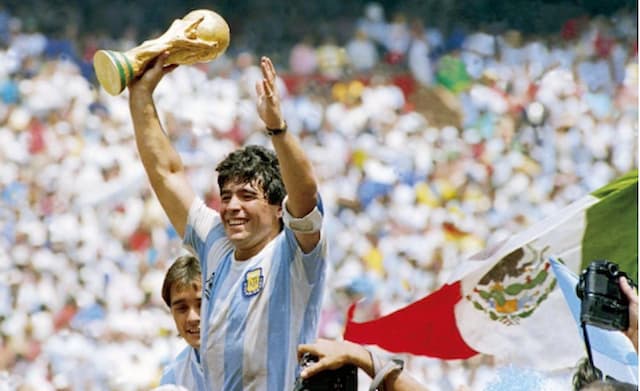 Diego Maradona - Thiên thần và ác quỷ của bóng đá
